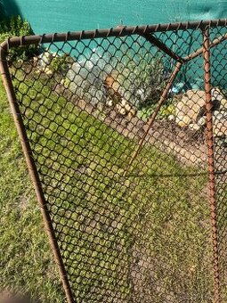 Stavební síto na písek a hlínu (prohazovačka)