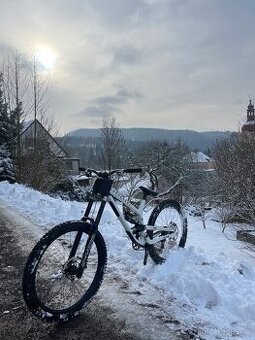 Commencal Furious