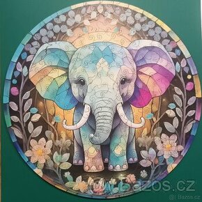 Dřevěné puzzle s motivem slona