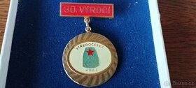 Řády-medaile za zásluhy