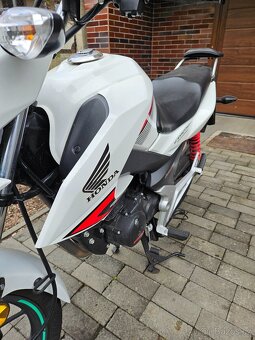 Honda cb125f