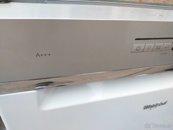 Prodám zánovní myčku zn. Whirlpool Zdarma Dovezu--