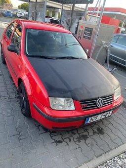 Prodam W Bora 1.6 74kw