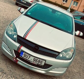 Opel Astra GTC 1.6 85kW