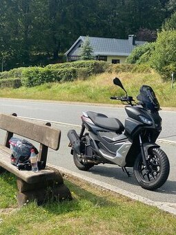 Aprilia SR125GT