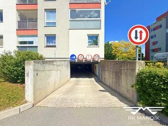Pronájem - Garážové stání, 12m2 - ul. Kytlická, Praha - Pros