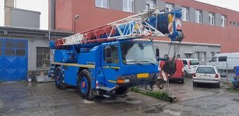 Autojeřáb Liebherr LTM 1030/2
