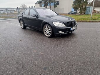 MERCEDES S221 S500