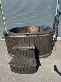 Koupací sud Marble1 s hydromasážním a aeromasážním systémem