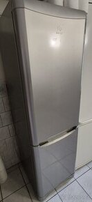 Lednice Indesit