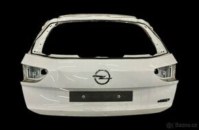 Viko kufru Opel Insignia B bile