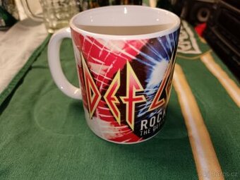 Hrnek Def Lepard - 1