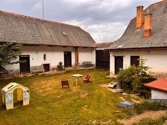 Prodej domu s pozemky, 27000 m², Městečko Trnávka - Pěčíkov