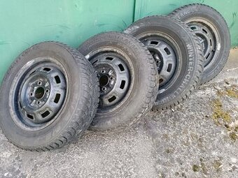 Prodám úplně nové 4ks pneu 165/70R13 79T i s diskami