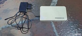 Switch TP-link TL-SF1008D