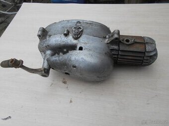 Jawa 550 pařez motor