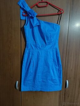 Dámské šaty