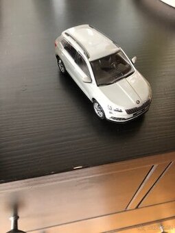 Model Škoda Karoq 1:43