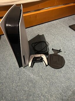 Prodám ps5 s mechanikou Top stav plně funkční.
