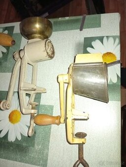 Mlýnky na mák a strouhanku