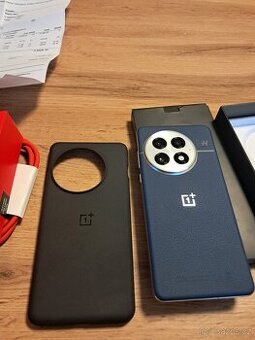 OnePlus 13 16/512 Gb modrý