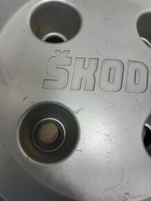 Škoda,nové  i zachovalé díly