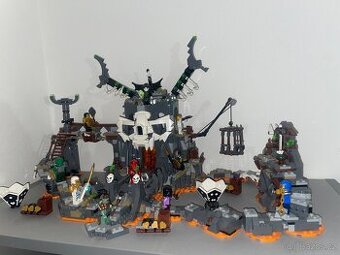 LEGO® NINJAGO® 71722 Kobky Čaroděje lebek