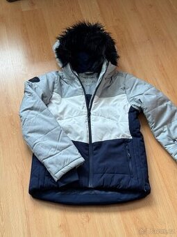 Zimní bundy NIKE a 4F