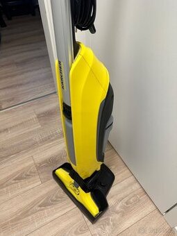 Karcher FC5 na mytí podlahy