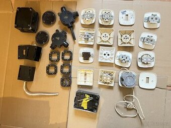 Staré elektro - zásuvky vypínače aj.