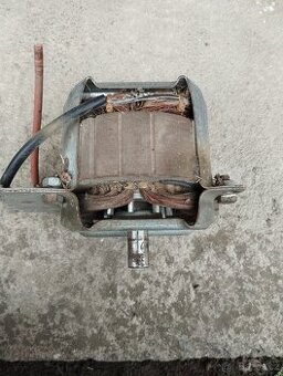 elektromotor 900W