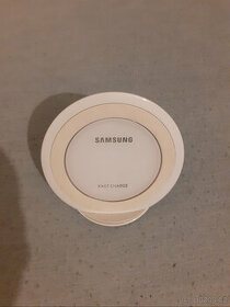 Bezdrátová rychlo nabíječka Samsung
