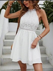Shein krajkové bílé šaty