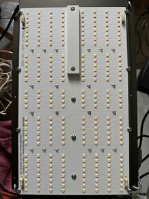 Pestebni LED panel 120w - 1