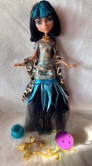 Monster high Cleo De Nile Ghouls Rule