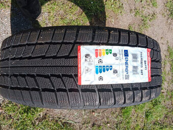 Zimní pneu 195/60 R15