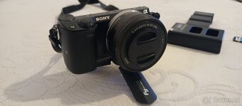 Bezrcadlovka Sony nex 5T top stav
