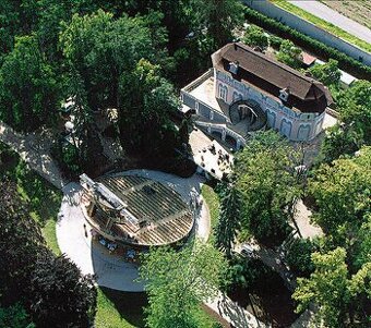 Otáčivé hlediště Český Krumlov - Rozum a cit (8 vstupeniek)