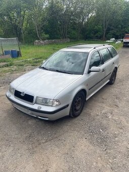>Díly< Škoda Octavia 1 Combi 1.8T