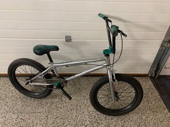 BMX Mongoose L500 Legion