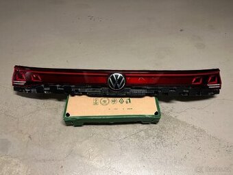 VW Touareg světlo