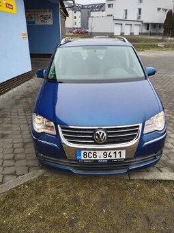 Volkswagen Touran 2.0TDi