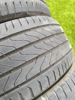 Continental ultra Contact 215/45/16