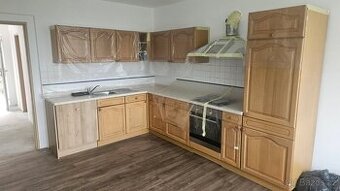 Kuchyňská linka rustikální styl