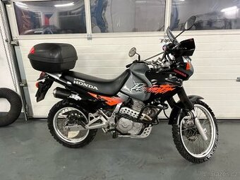 Honda NX650 Dominátor