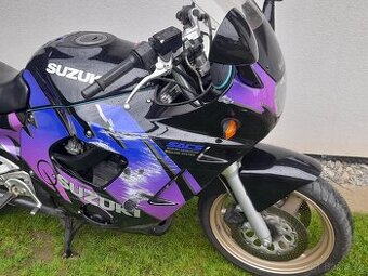 Suzuki GSX 750 F