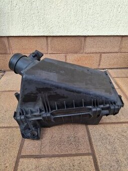 Kryt vzduchového filtru Volkswagen Golf 4 1.8 20V 1J0129607L