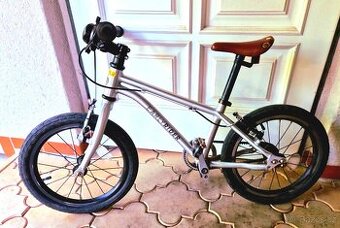 Odlehčené dětské kolo Early Rider vel. 16