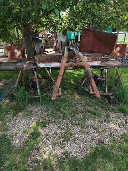 Obraceč a shrnovač sena