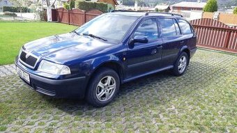 Octavia combi 1,6 74Kw r.v. 1999 LPG